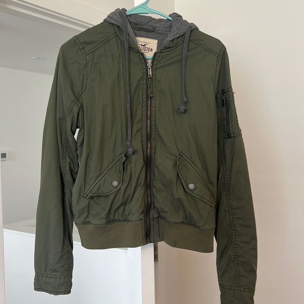 Bomber jacket